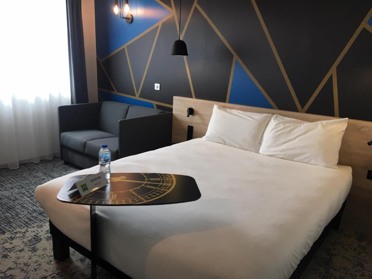 Ibis Styles Valenciennes Petite Foret מראה חיצוני תמונה