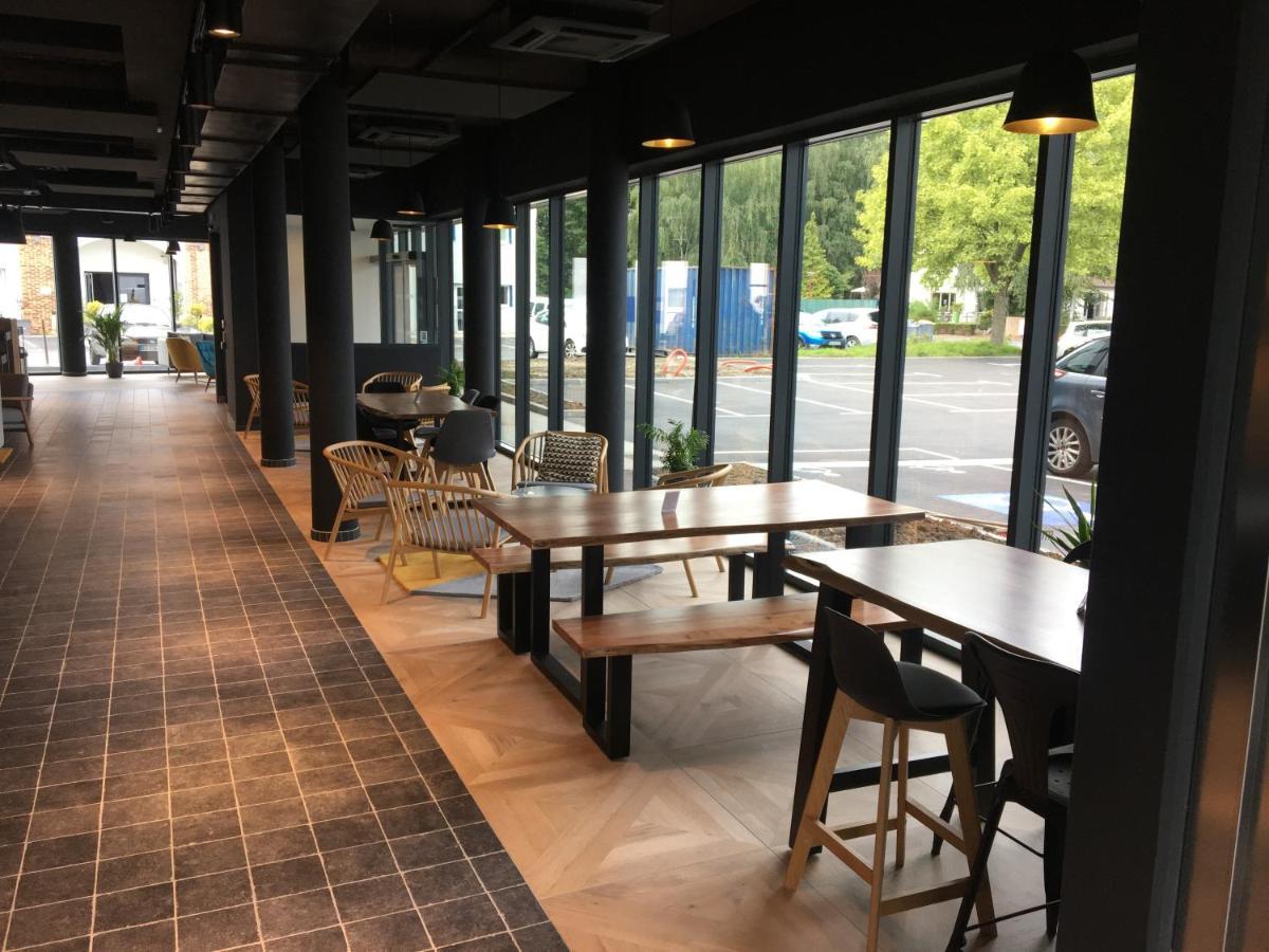 Ibis Styles Valenciennes Petite Foret מראה חיצוני תמונה